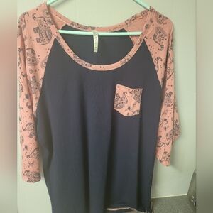 Crushing Hearts Navy and Pink Tribal Elephant 3/4 Sleeve Top-2X- Like NEW!